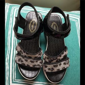 Ladies Perugino bedazzled sandals size 5.5-6
